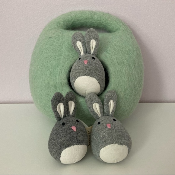 Lovevery Bunnies in a Felt Burrow - Picture 2 of 7